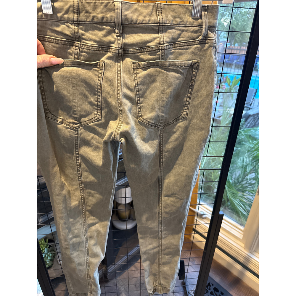 Express Olive Green Denim Pants - Picture 2 of 3